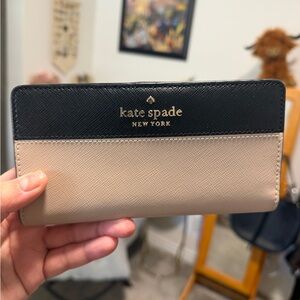 Kate Spade Black and Cream Wallet